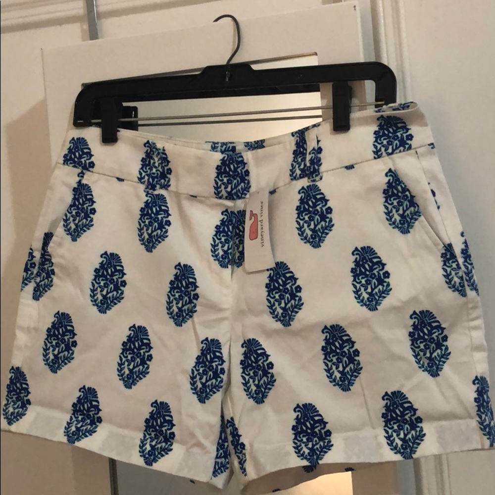 Vineyard Vines NWT shorts size 6